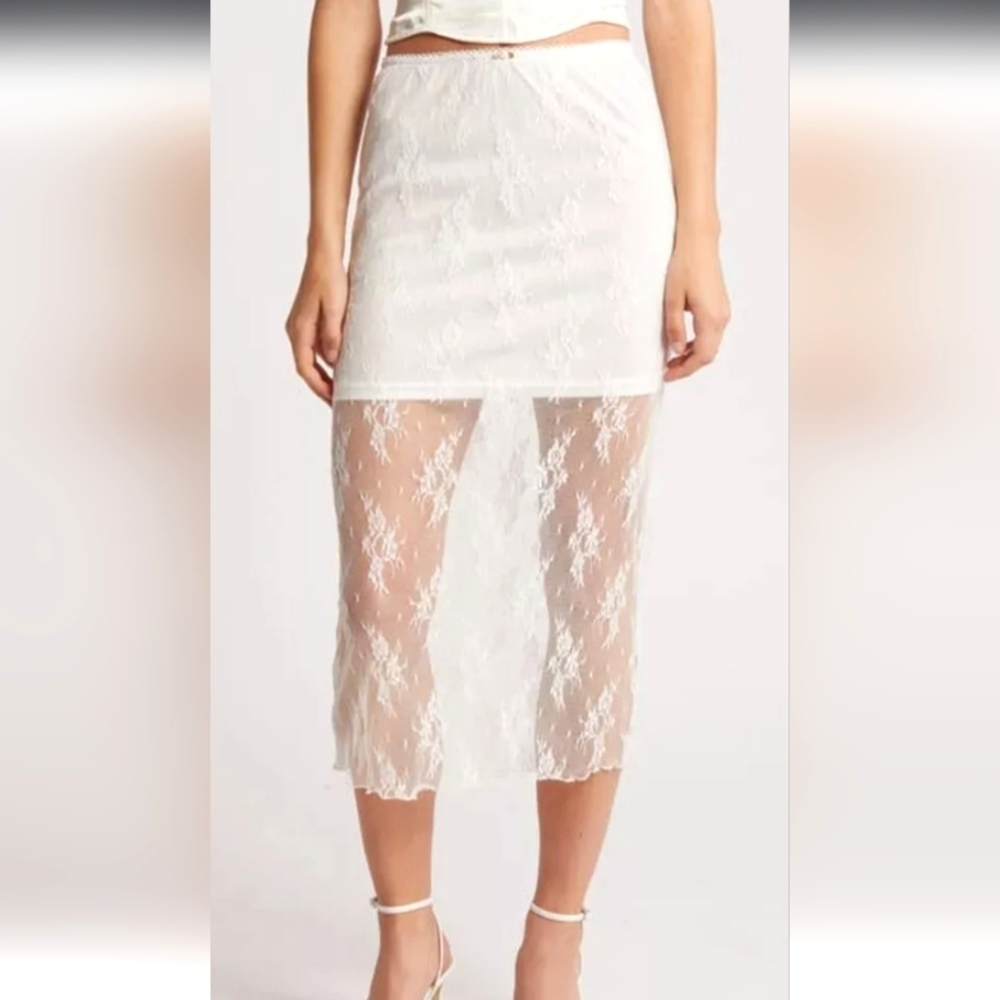 Beautiful Delicate White Lace Midi Skirt
